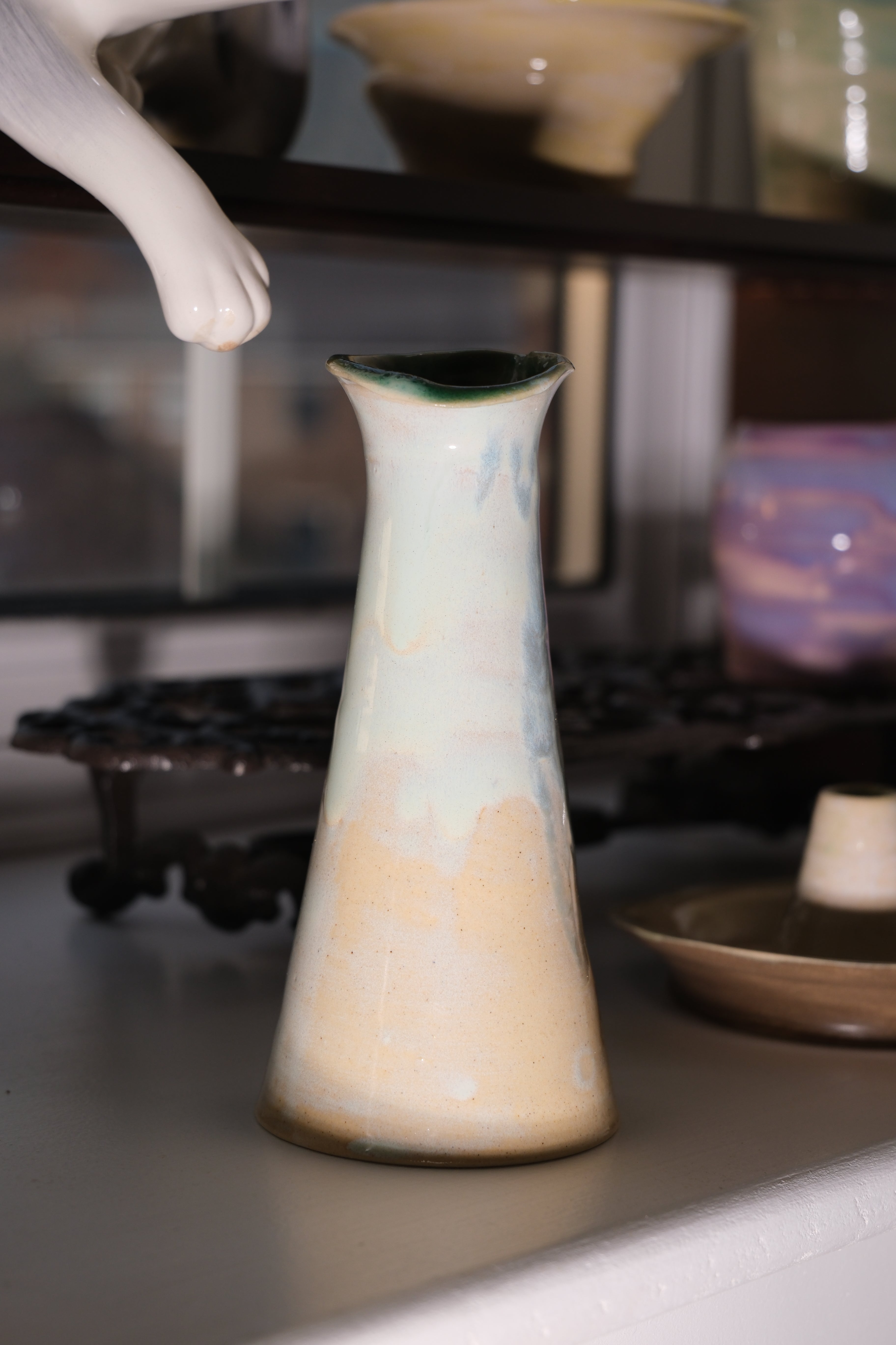 Vase called “Sake Mikasa”