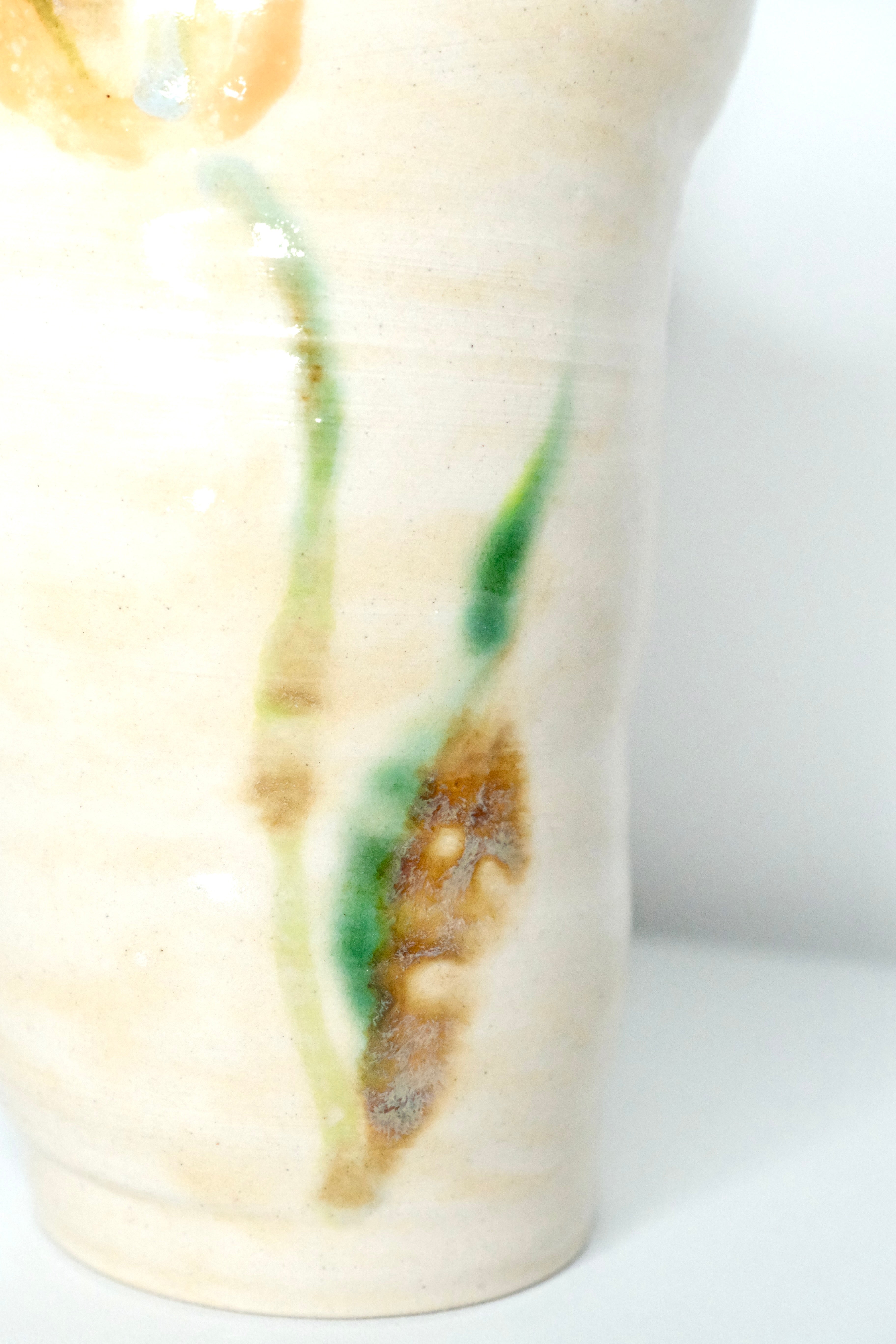 Little vase called “the little tornado”
