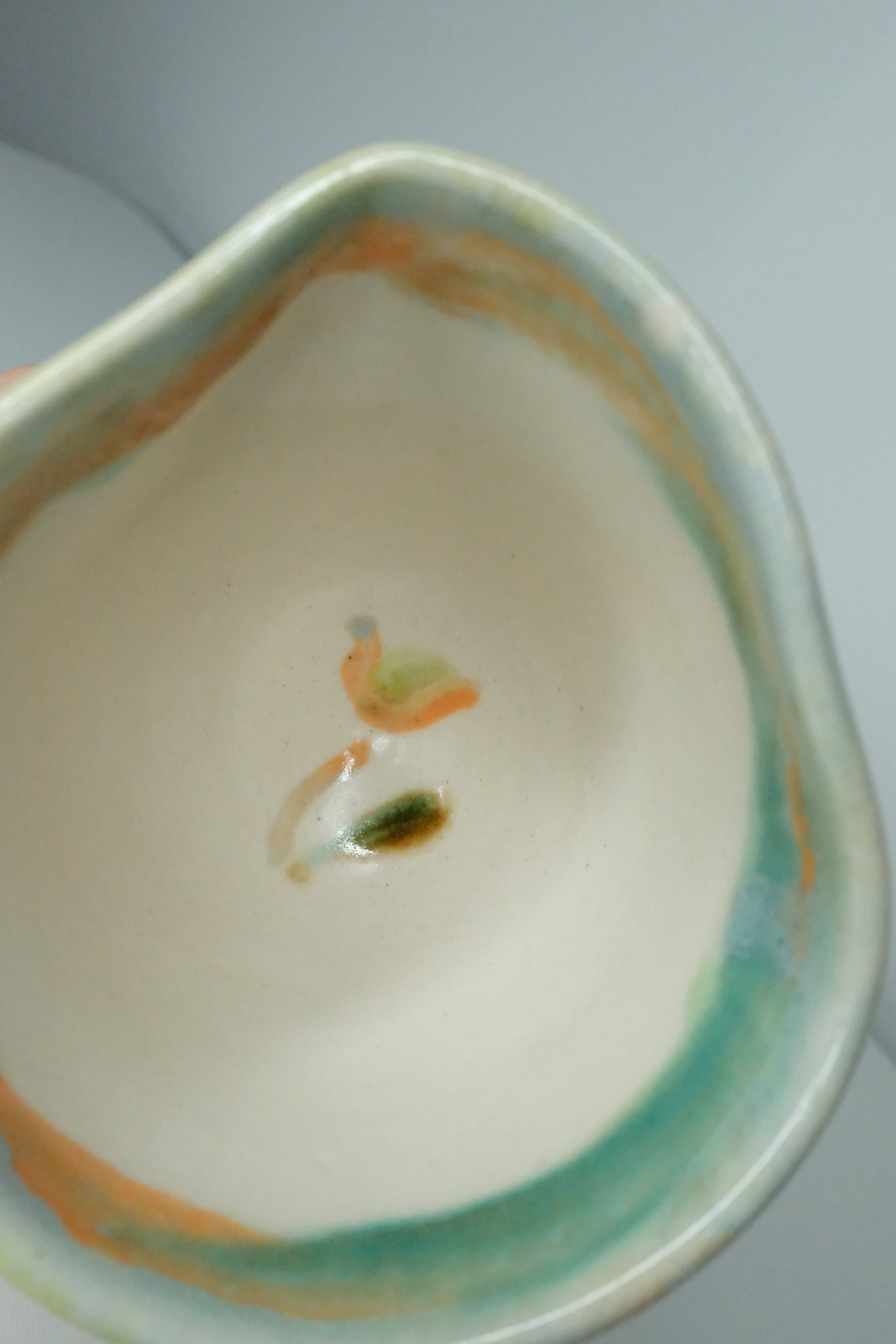 Bowl called “smooth touch”