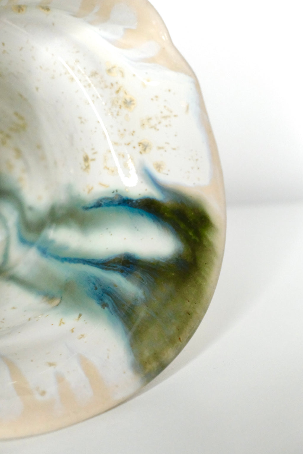 Little vase called “snail on my face”