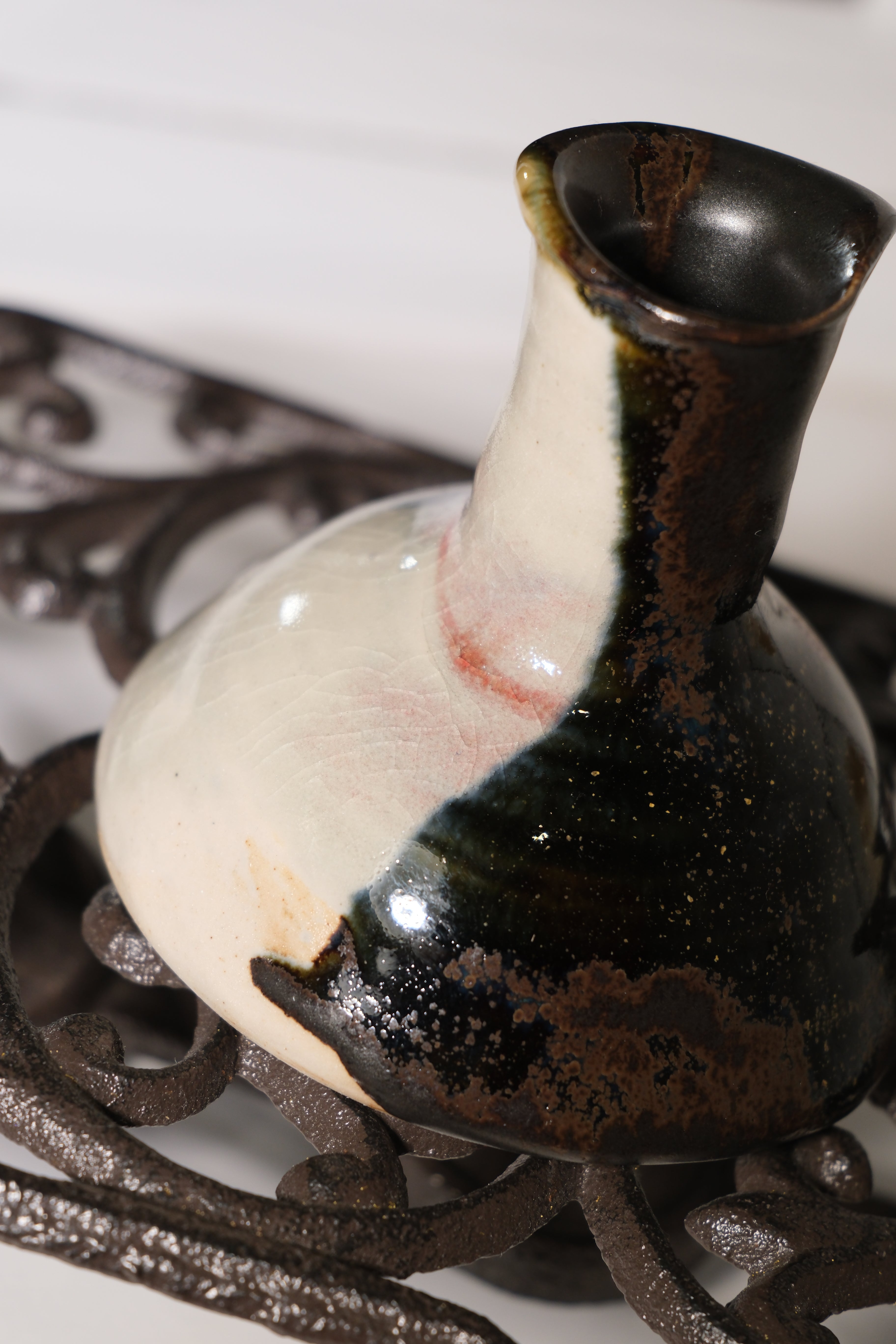 Vase called “Black Sesame Tofufa”