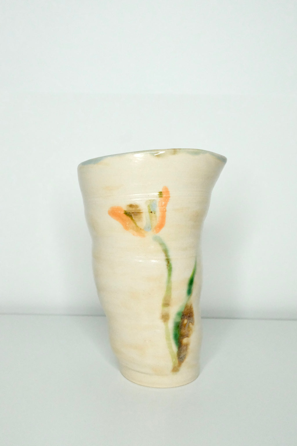 Little vase called “the little tornado”
