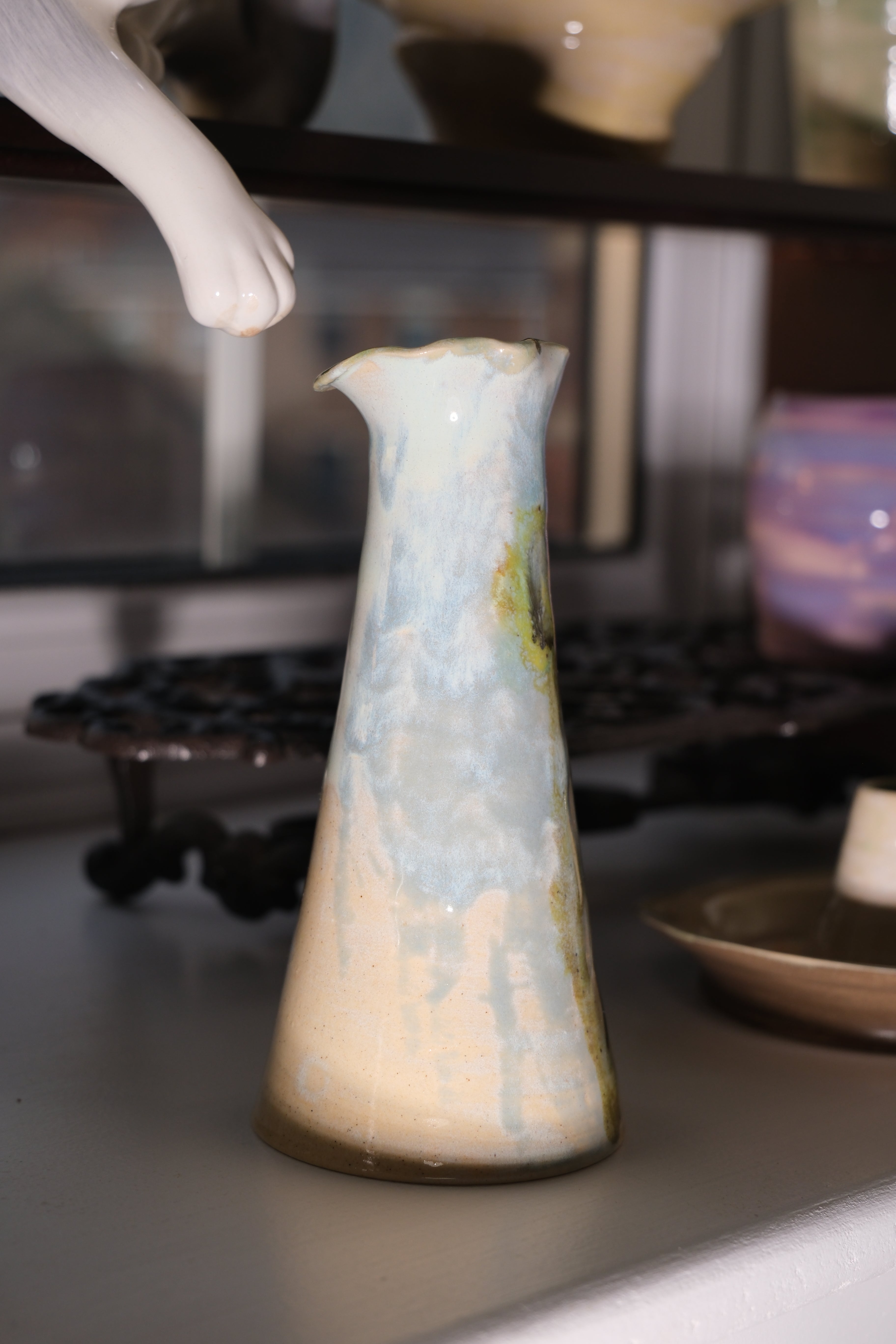Vase called “Sake Mikasa”