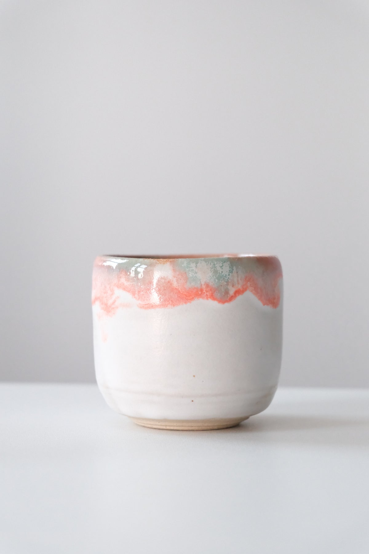 Cup called “a strong tree inside the apple house”