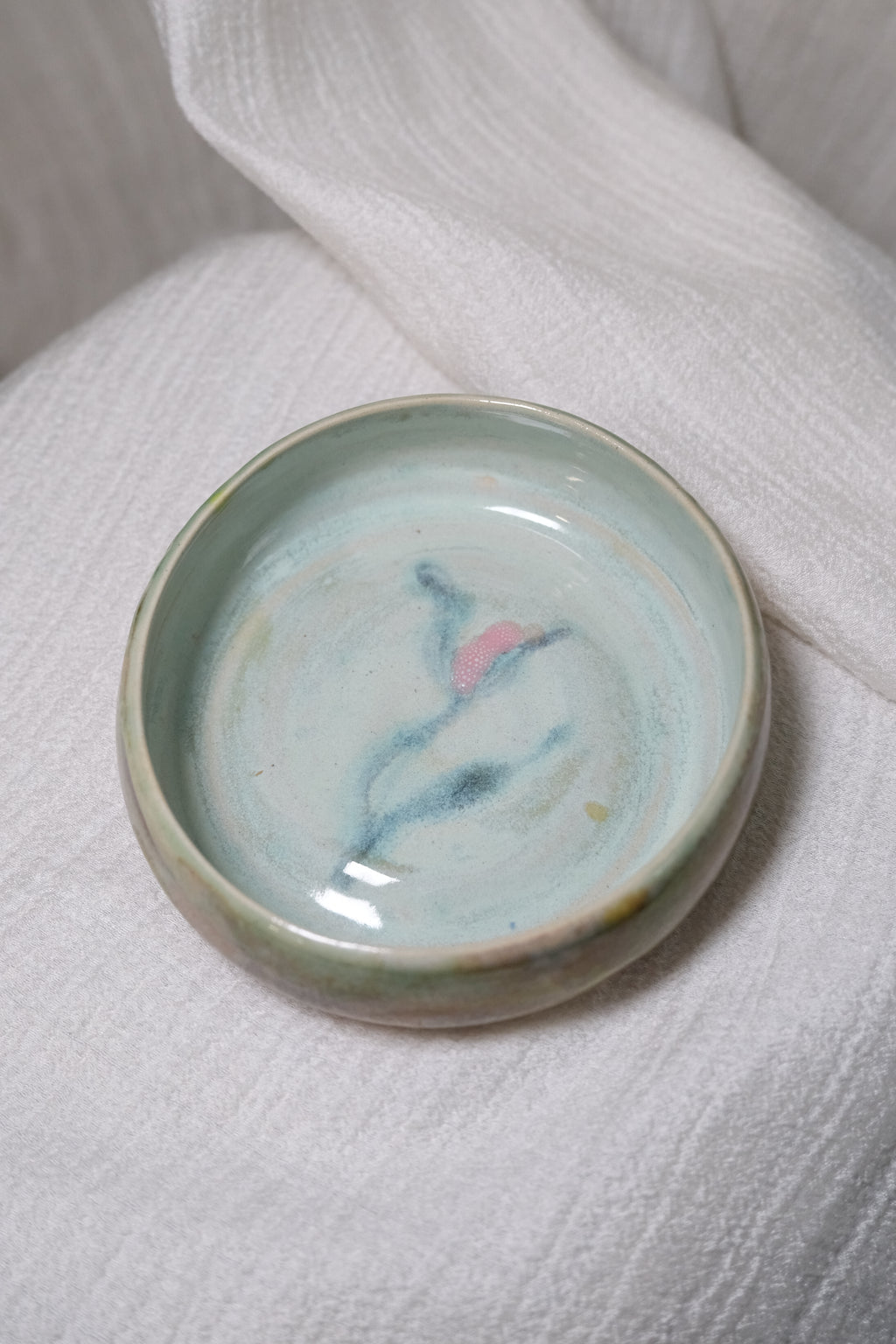 Plate called “heat wave with fan”
