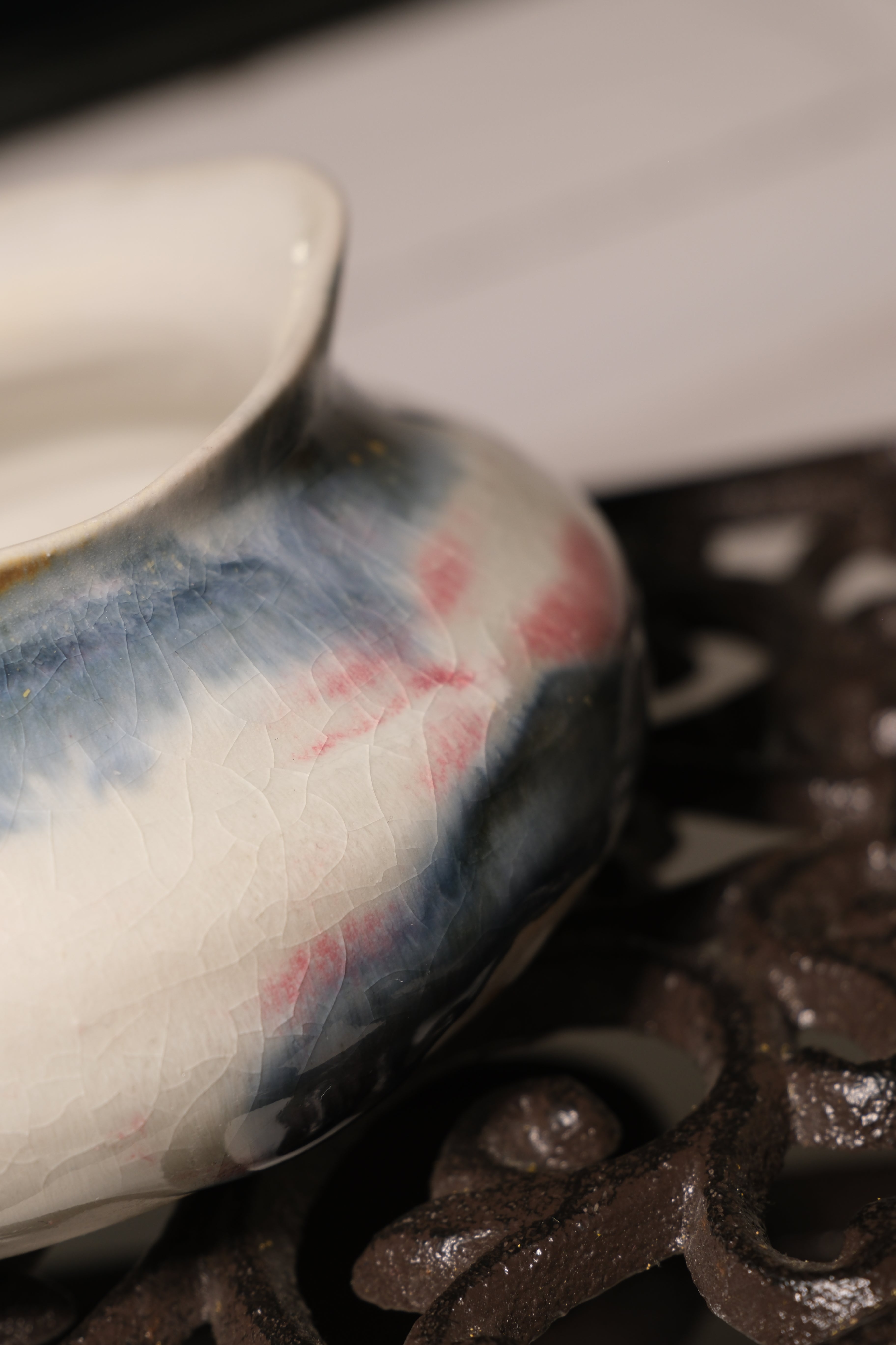 Pot called “Bitter Bottom”