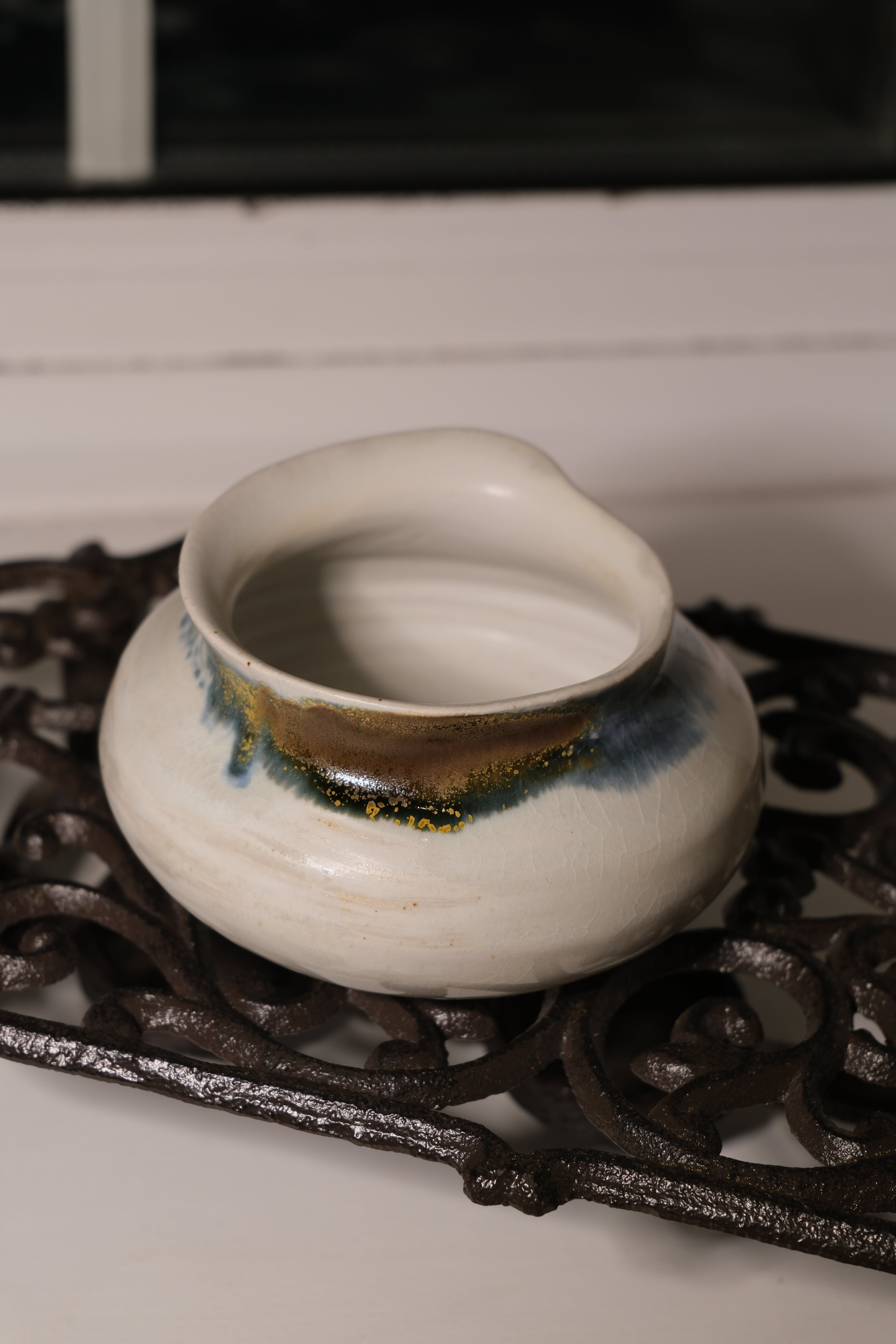 Pot called “Bitter Bottom”