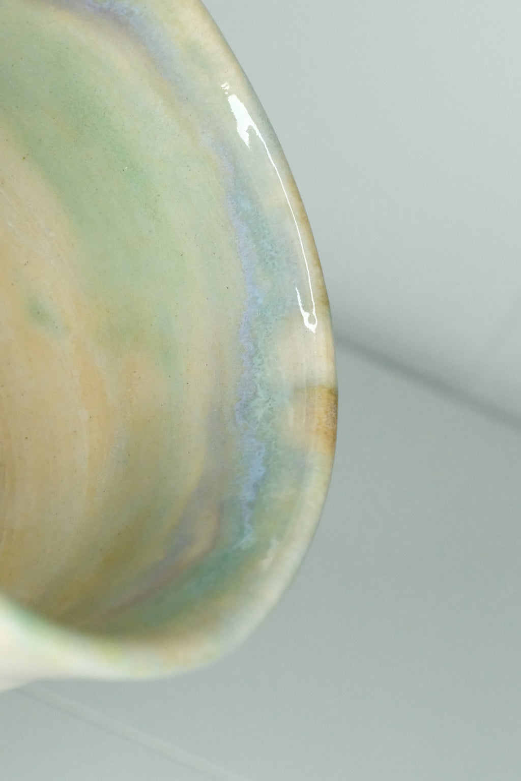 Little vase called “the little tornado”