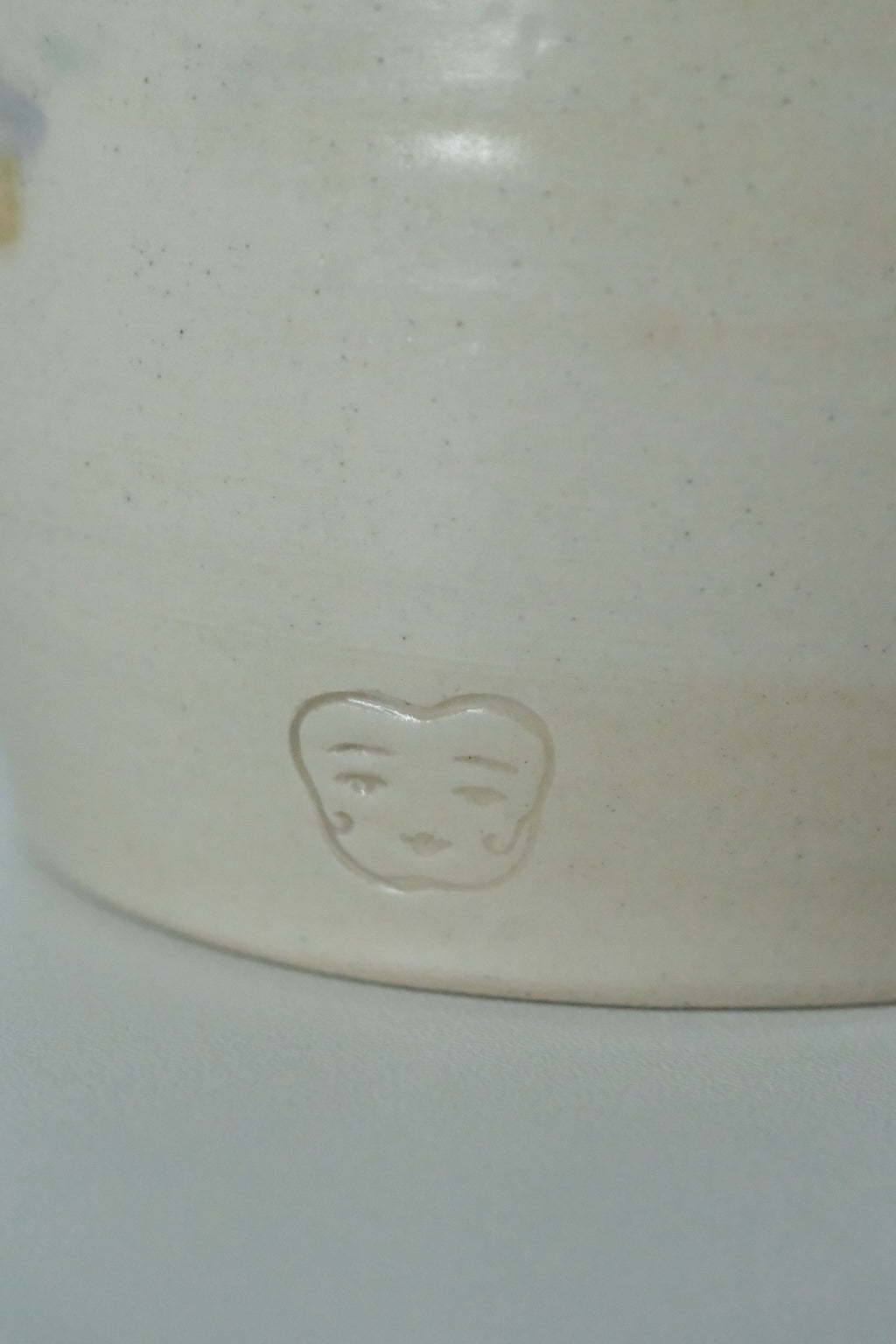 Cup called “a handful of warmth”