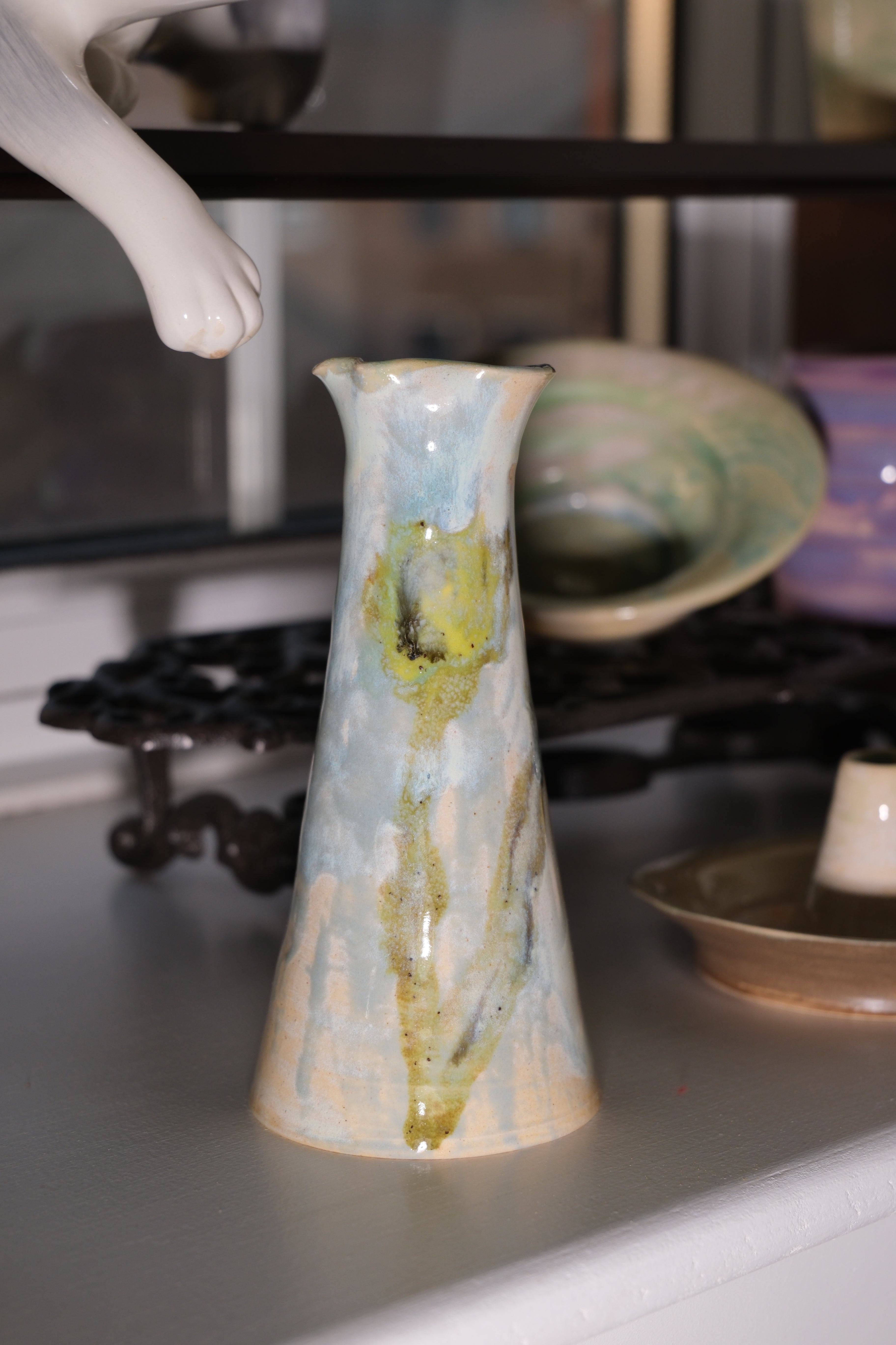 Vase called “Sake Mikasa”