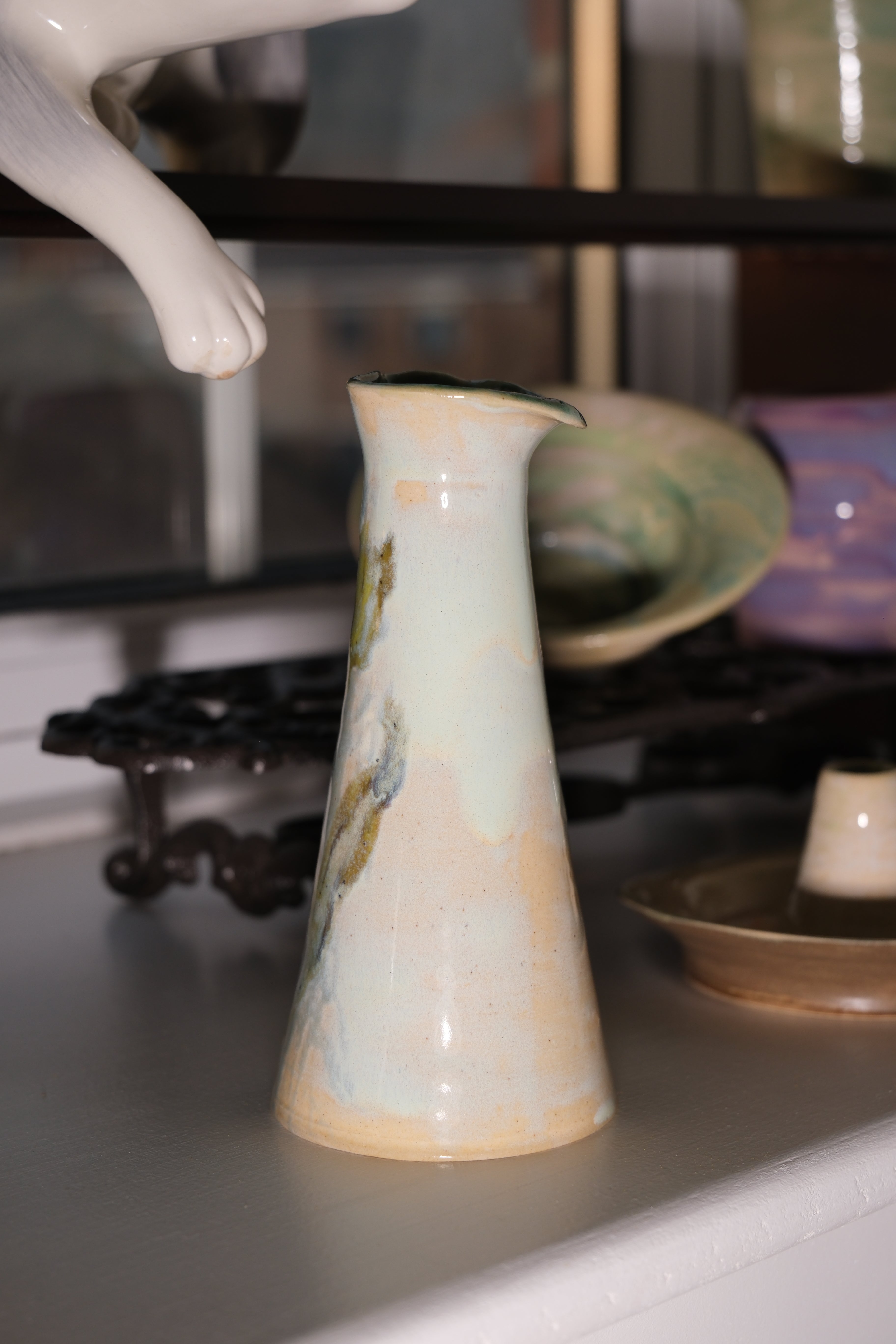 Vase called “Sake Mikasa”