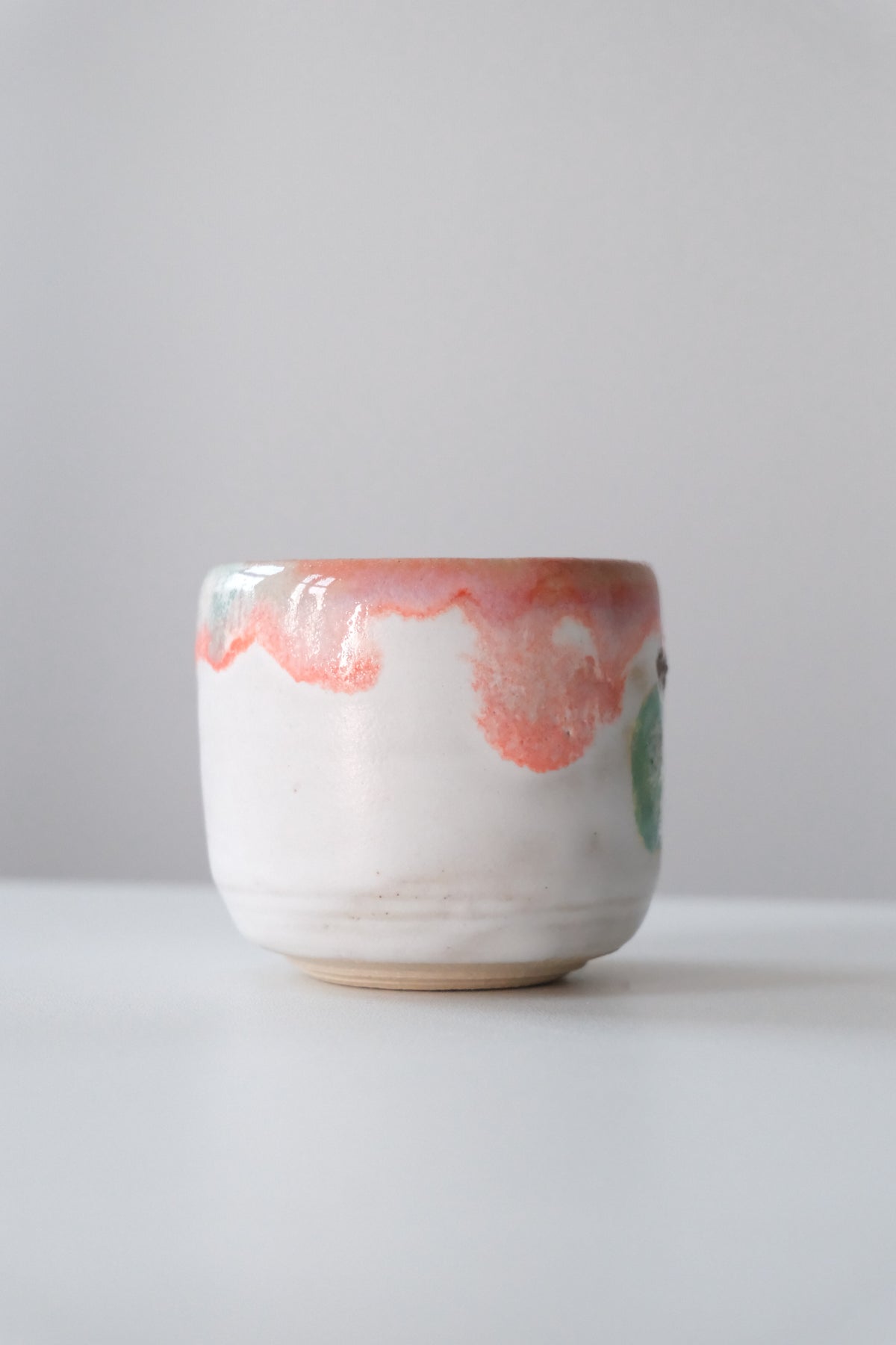 Cup called “a strong tree inside the apple house”