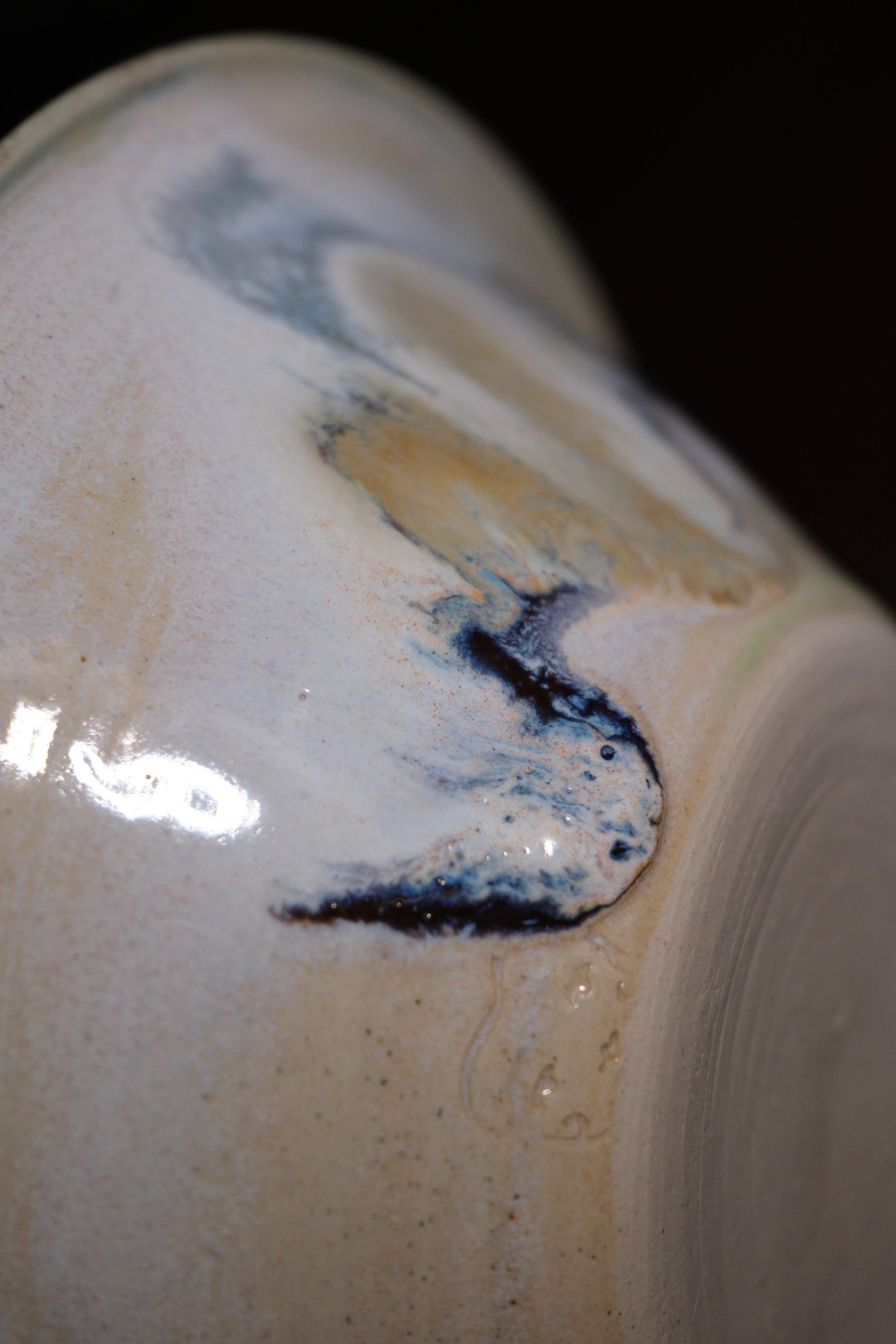 Bowl called “spinning chocolate”