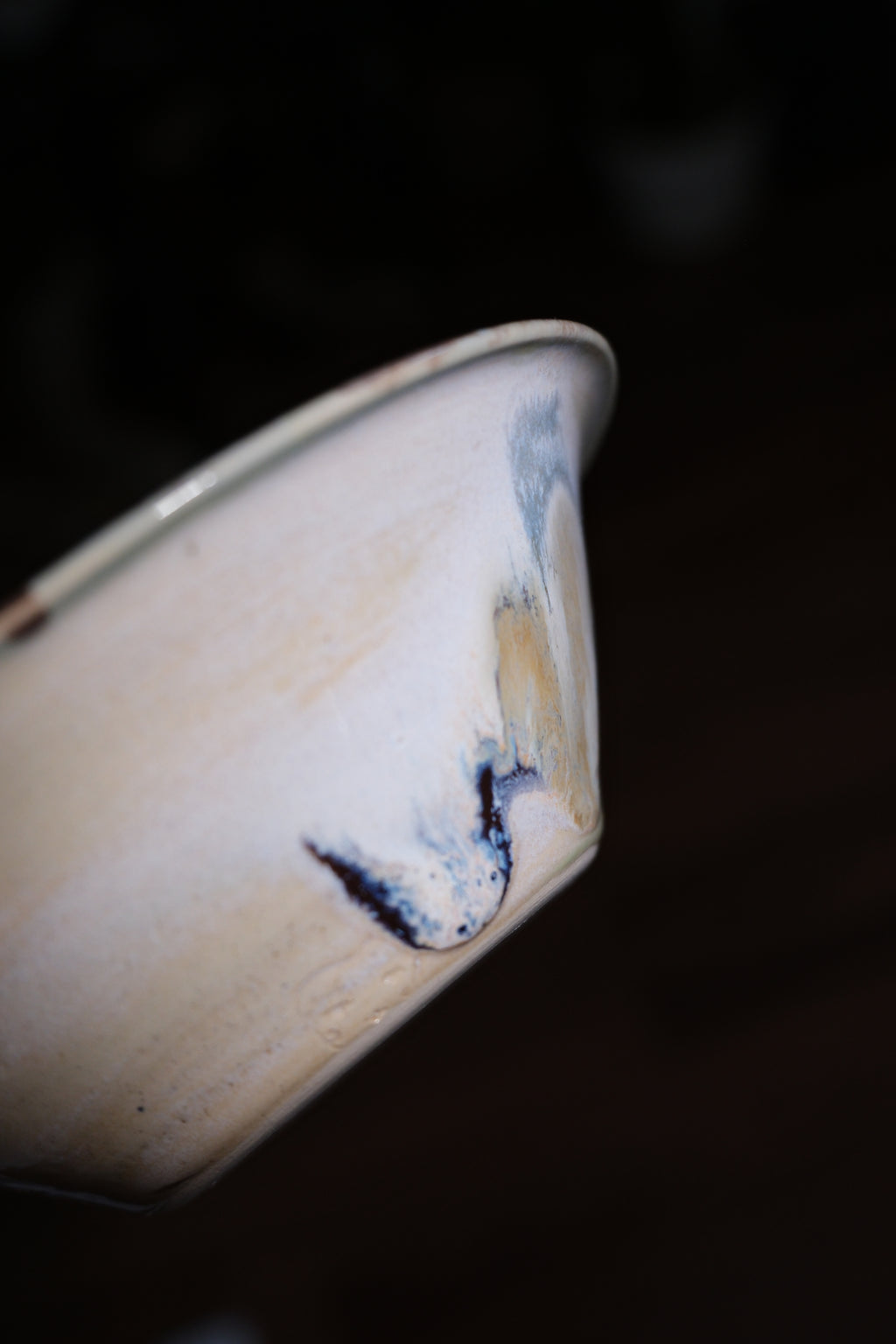 Bowl called “spinning chocolate”