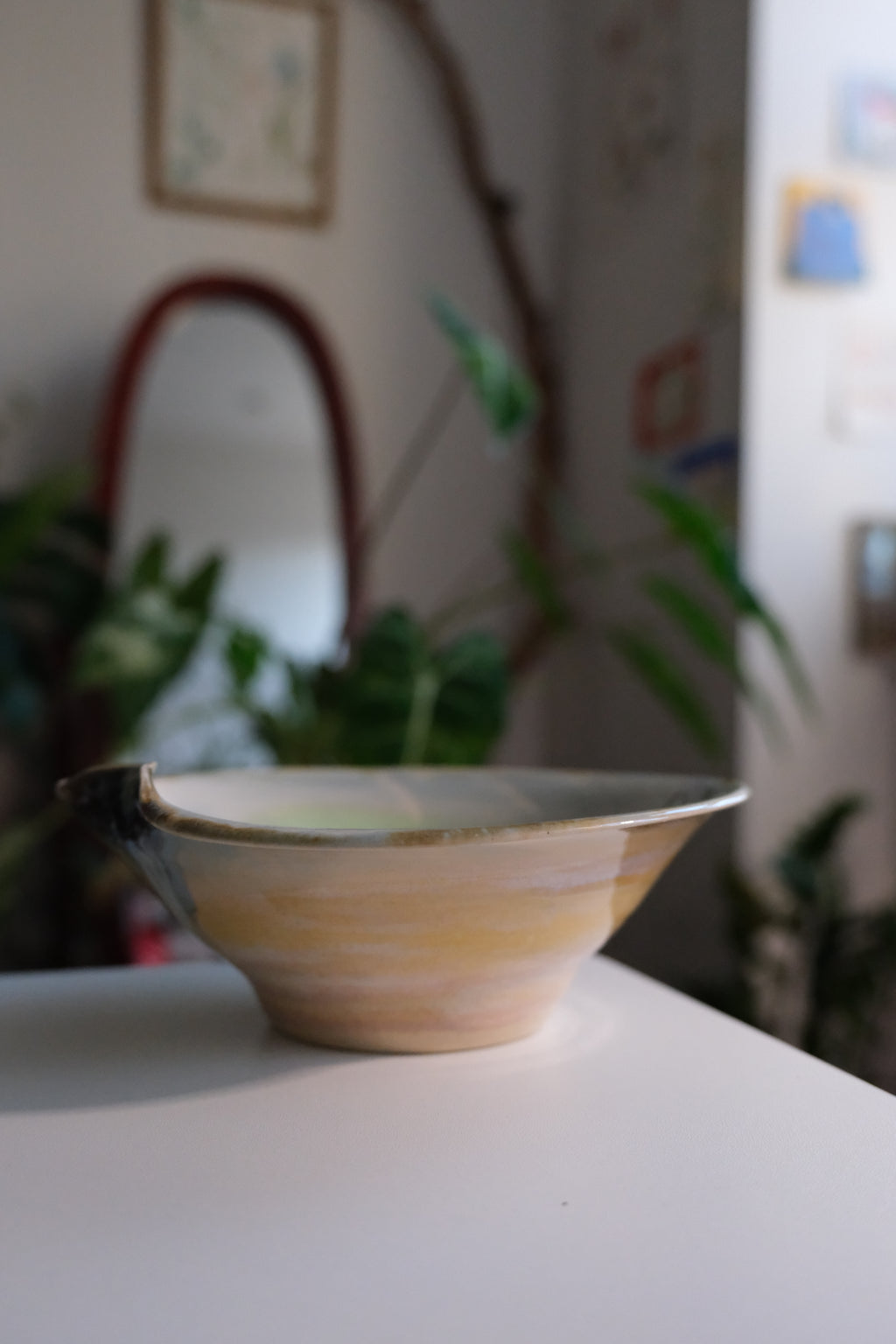 Noodles bowl call “fresh from the air”