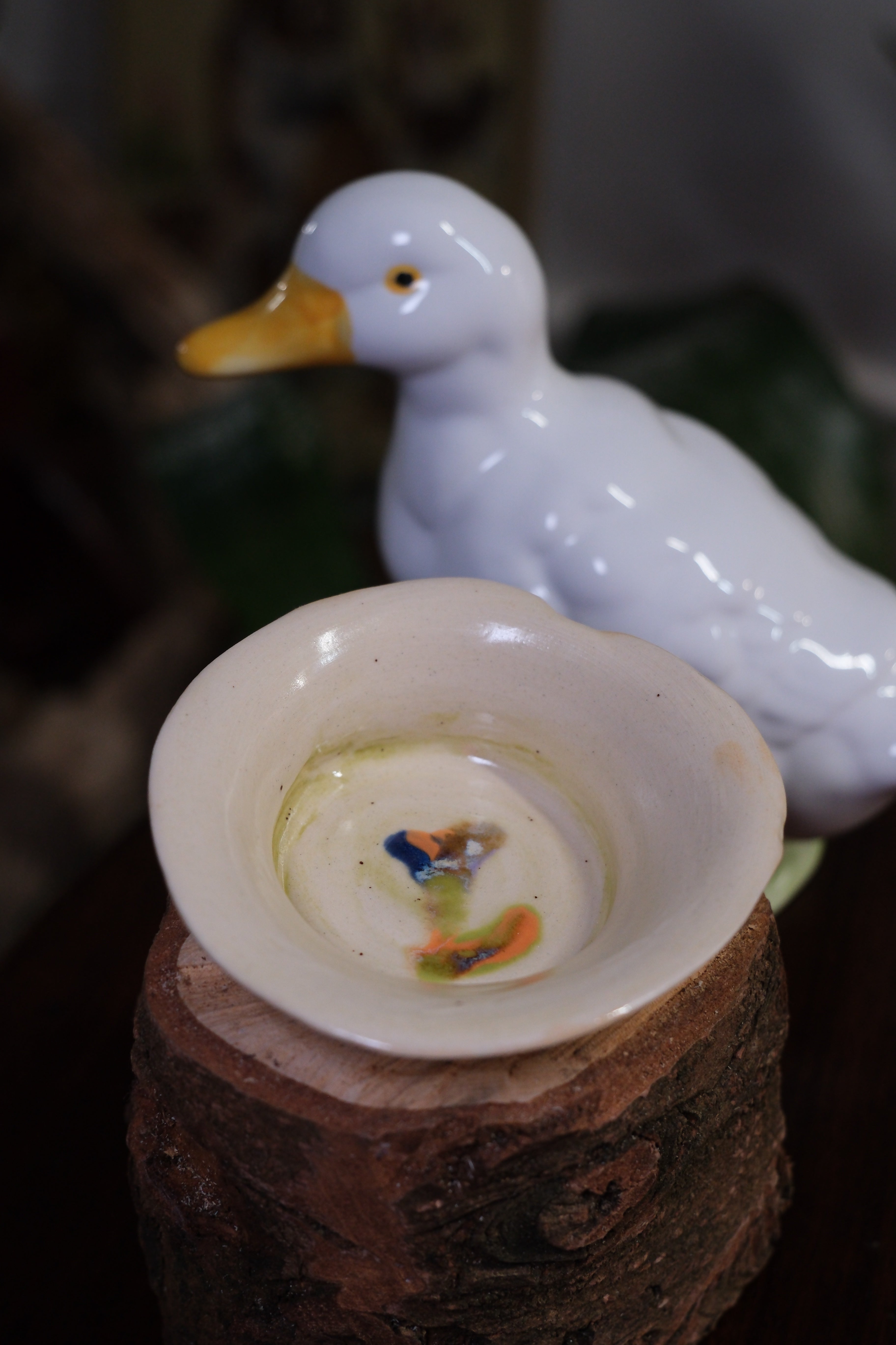 Small flower tray called “babysitter”