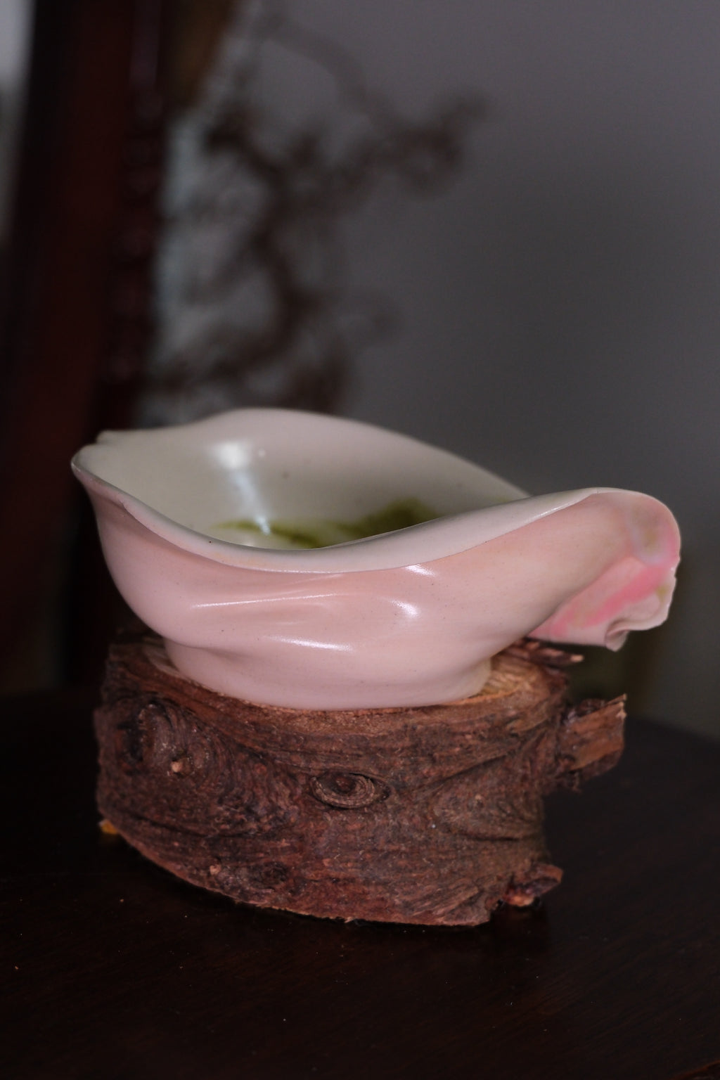 Small plate called “spinning till open “
