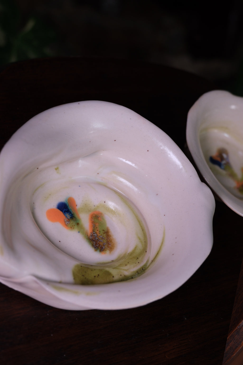 Small plate called “spinning till open “